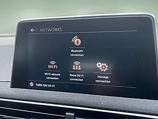 Used 2019 Peugeot 3008 GT Line Bronze - Interior and Exterior details 17