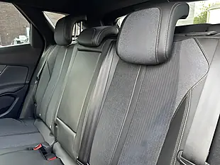 Used 2019 Peugeot 3008 GT Line Bronze - Interior and Exterior details 12