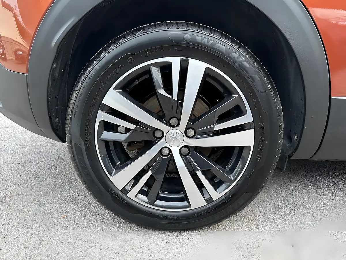 Used 2019 Peugeot 3008 GT Line Bronze - Interior and Exterior details 20