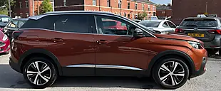 Used 2019 Peugeot 3008 GT Line Bronze - Interior and Exterior details 8
