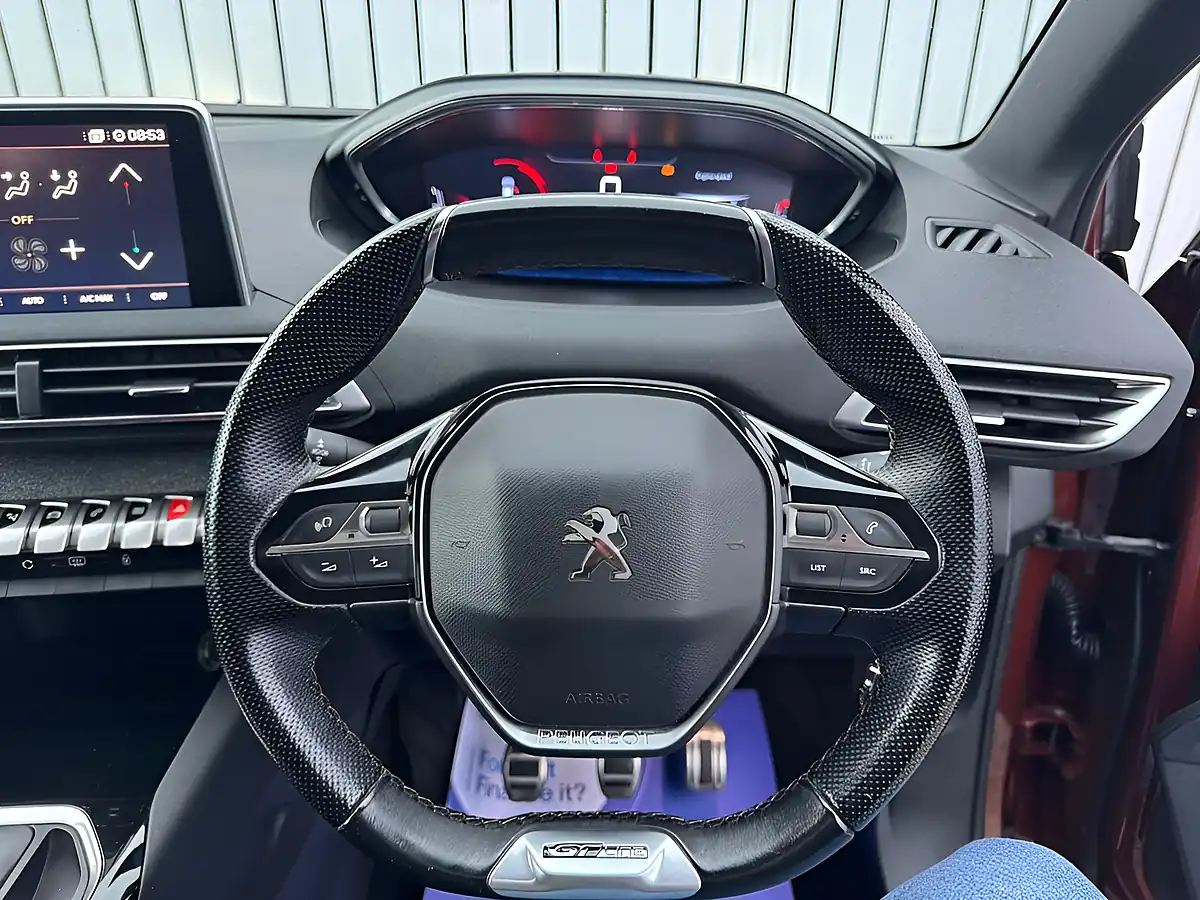 Used 2019 Peugeot 3008 GT Line Bronze - Interior and Exterior details 16