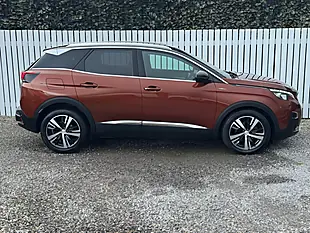 Used 2019 Peugeot 3008 GT Line Bronze - Interior and Exterior details 4