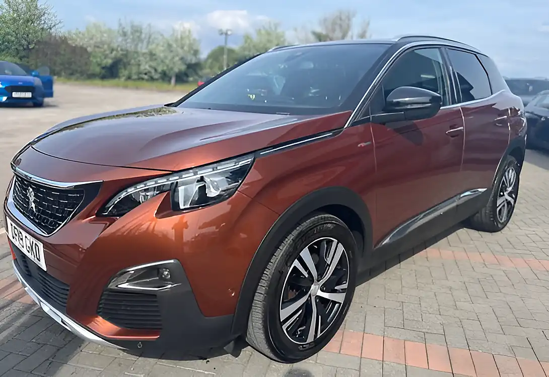 Used 2019 Peugeot 3008 GT Line Copper Bronze Metallic - Interior and Exterior details 10