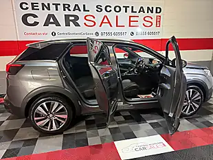 Used 2019 Peugeot 3008 GT Line Grey - Interior and Exterior details 10