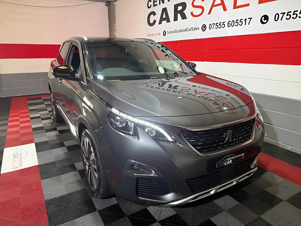 Used 2019 Peugeot 3008 GT Line Grey - Interior and Exterior details 3