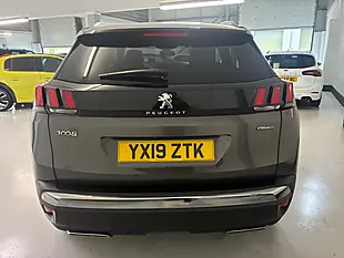 Used 2019 Peugeot 3008 GT Line Grey - Interior and Exterior details 6