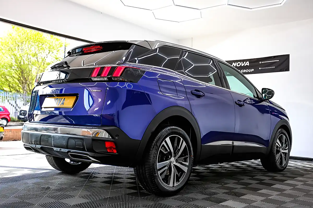 Used 2019 Peugeot 3008 GT Line Magnetic Blue - Interior and Exterior details 10