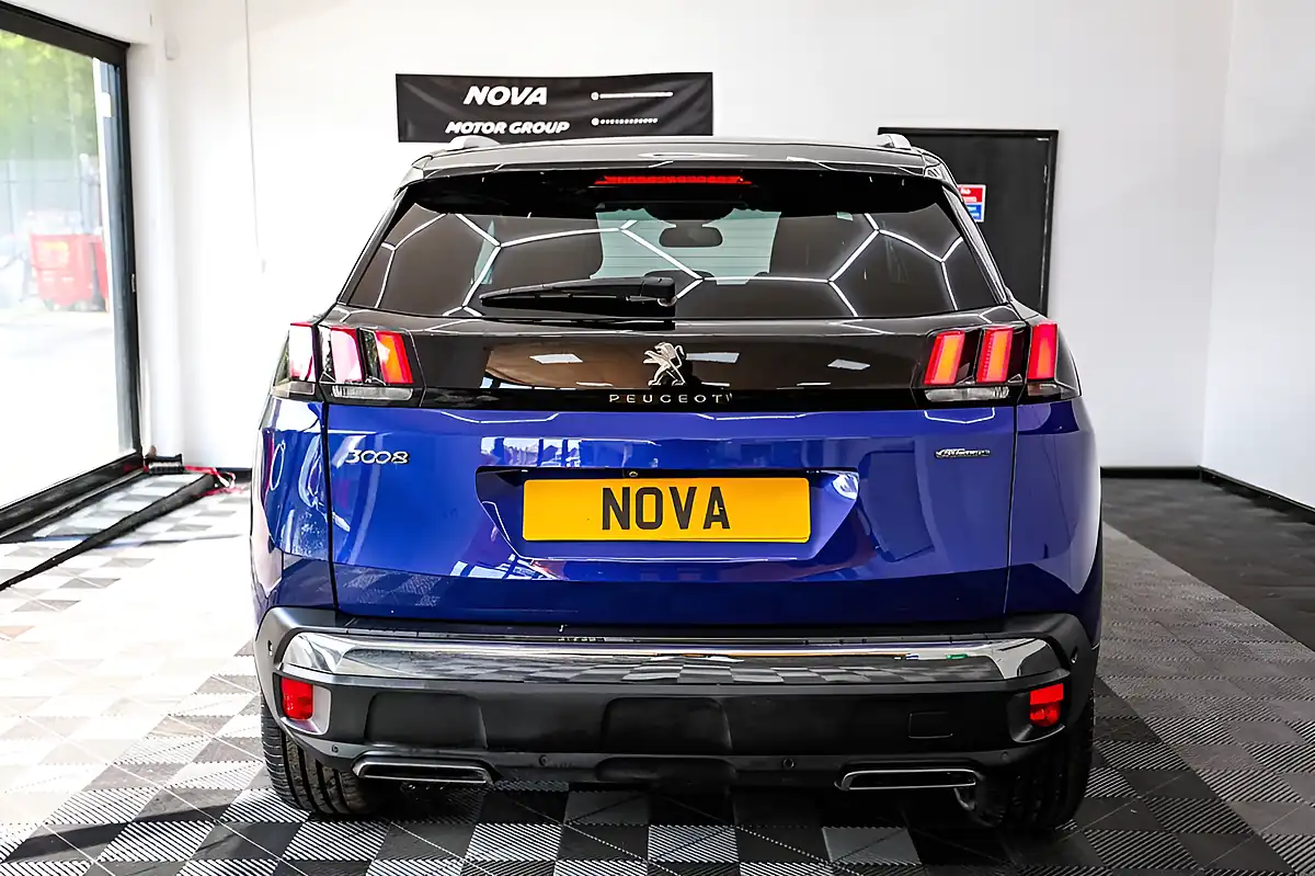 Used 2019 Peugeot 3008 GT Line Magnetic Blue - Interior and Exterior details 11