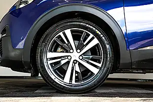 Used 2019 Peugeot 3008 GT Line Magnetic Blue - Interior and Exterior details 16