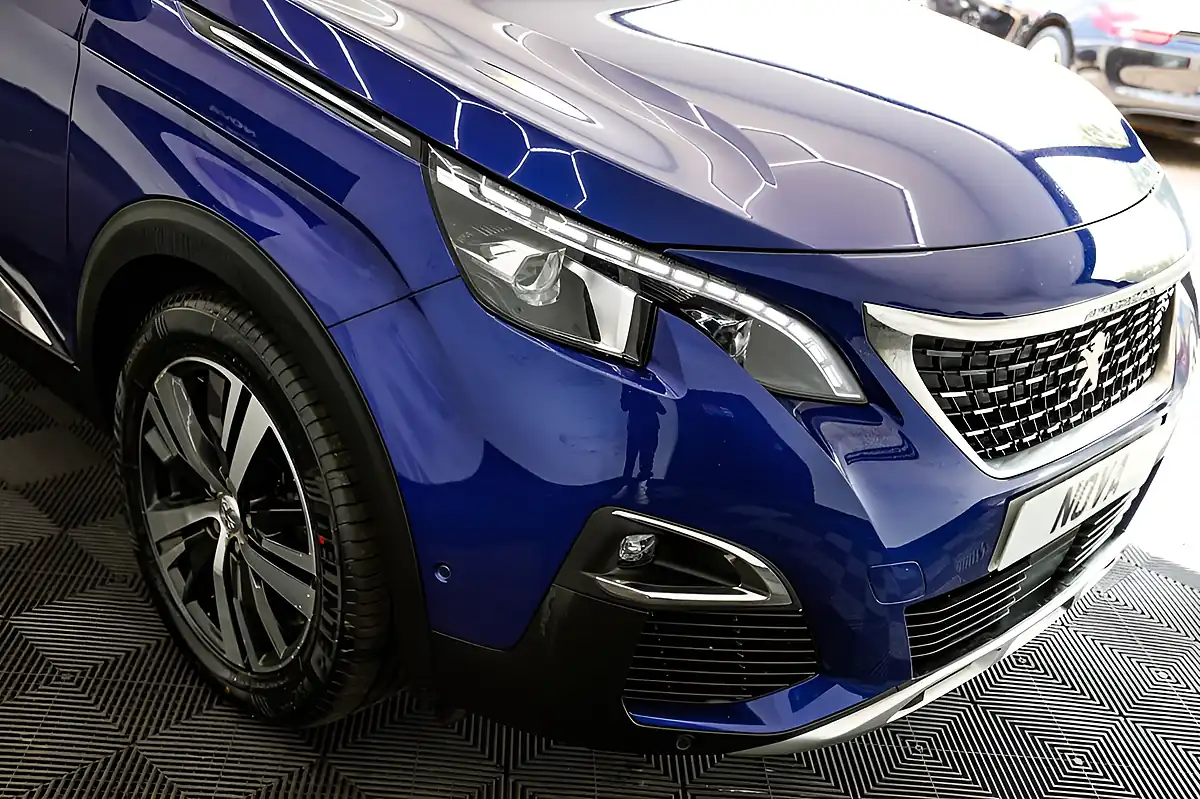 Used 2019 Peugeot 3008 GT Line Magnetic Blue - Interior and Exterior details 17