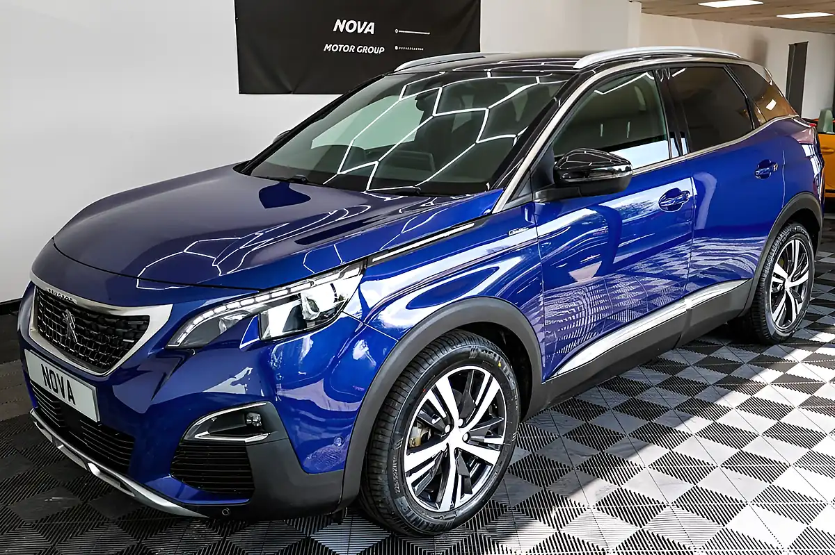 Used 2019 Peugeot 3008 GT Line Magnetic Blue - Interior and Exterior details 7