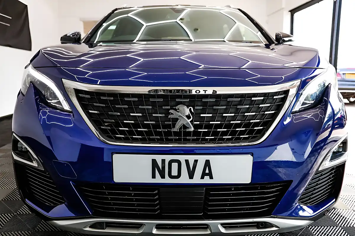 Used 2019 Peugeot 3008 GT Line Magnetic Blue - Interior and Exterior details 8
