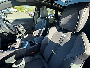 Used 2019 Peugeot 3008 GT Line Premium Black - Interior and Exterior details 8