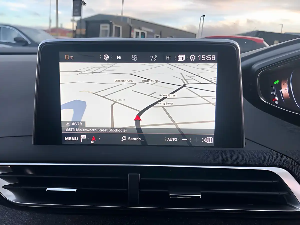 Used 2019 Peugeot 3008 GT Line Premium Bronze - Interior and Exterior details 13