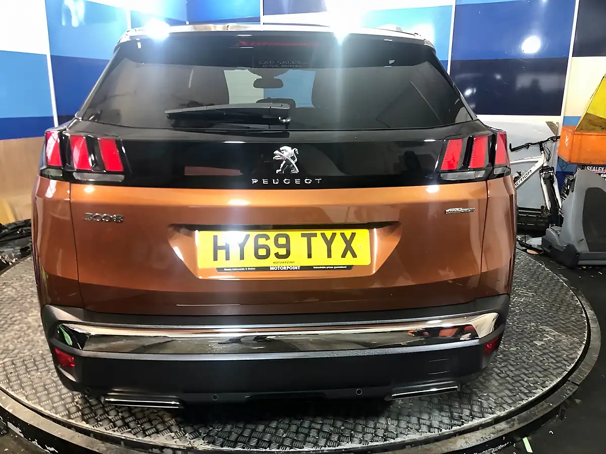 Used 2019 Peugeot 3008 GT Line Premium Bronze - Interior and Exterior details 9
