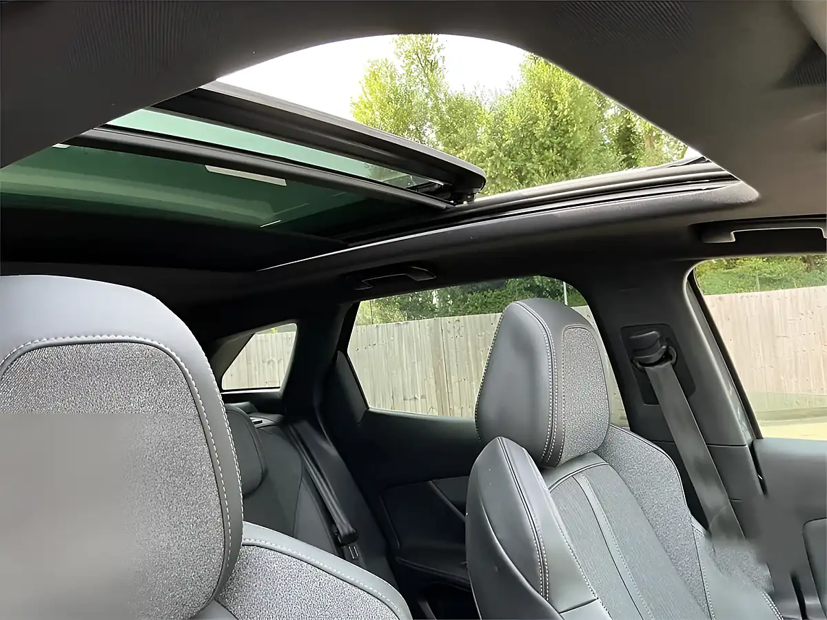 Used 2019 Peugeot 3008 GT Line Premium Grey - Interior and Exterior details 16