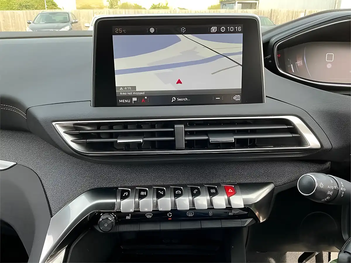 Used 2019 Peugeot 3008 GT Line Premium Grey - Interior and Exterior details 18