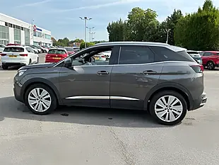 Used 2019 Peugeot 3008 GT Line Premium Grey - Interior and Exterior details 3
