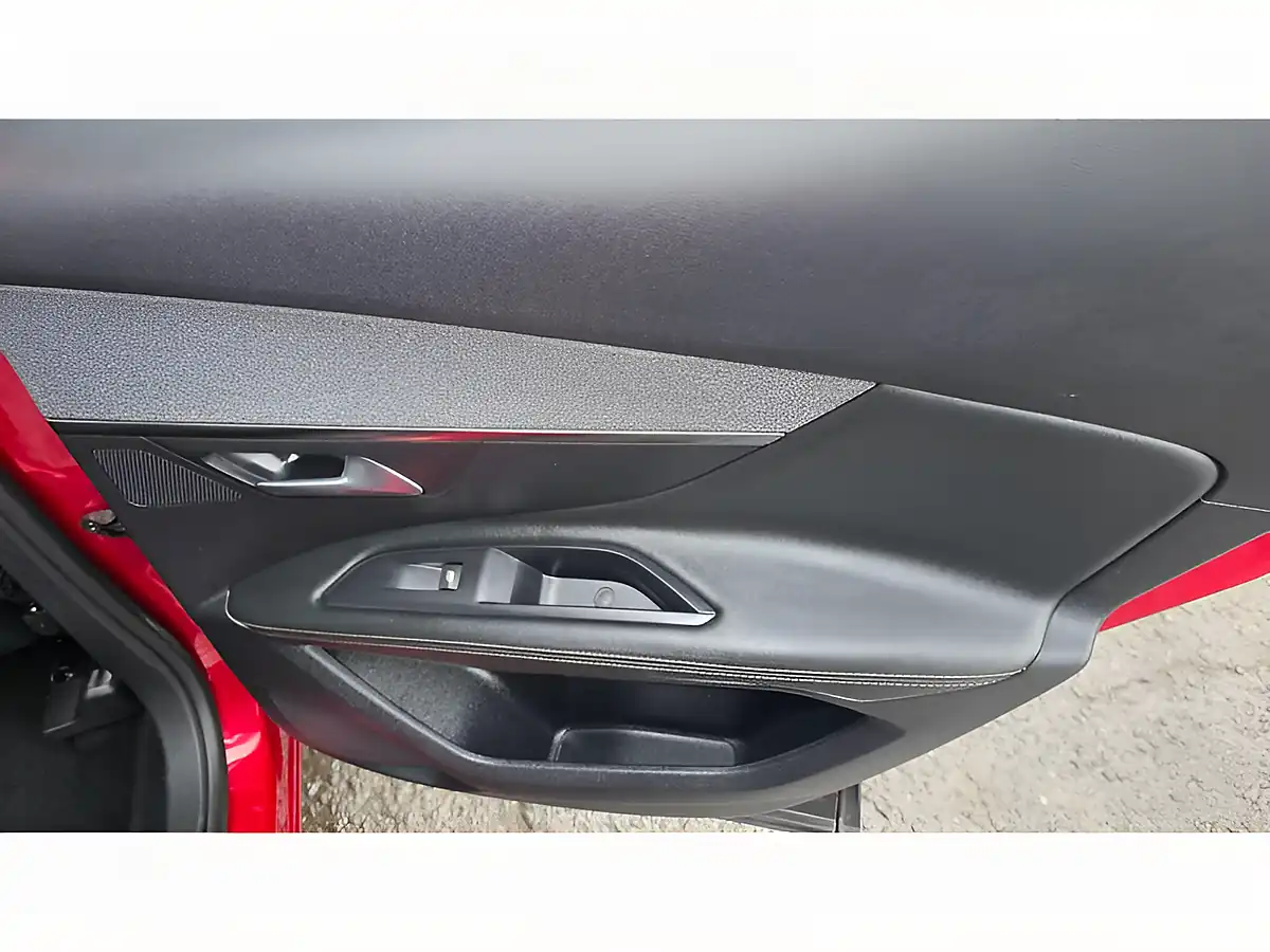 Used 2019 Peugeot 3008 GT Line Premium Red - Interior and Exterior details 18
