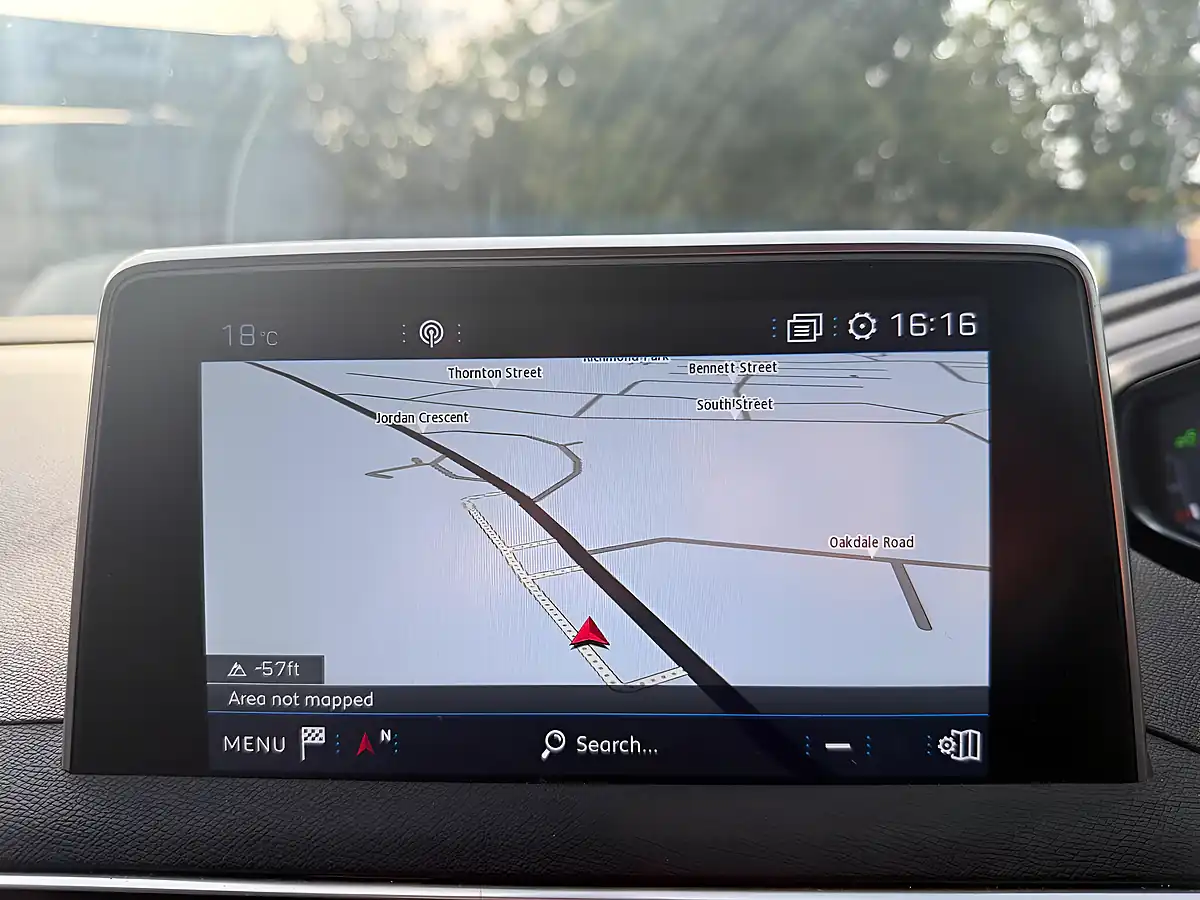 Used 2019 Peugeot 3008 GT Line Premium Red - Interior and Exterior details 13
