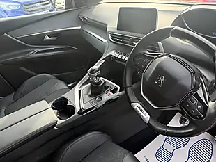 Used 2019 Peugeot 3008 GT Line Premium Red - Interior and Exterior details 8