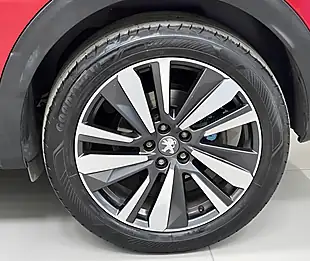 Used 2019 Peugeot 3008 GT Line Red - Interior and Exterior details 6