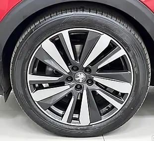Used 2019 Peugeot 3008 GT Line Red - Interior and Exterior details 7