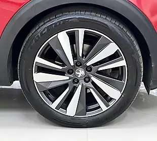 Used 2019 Peugeot 3008 GT Line Red - Interior and Exterior details 8