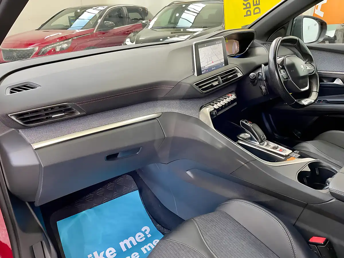 Used 2019 Peugeot 3008 GT Line Red - Interior and Exterior details 17