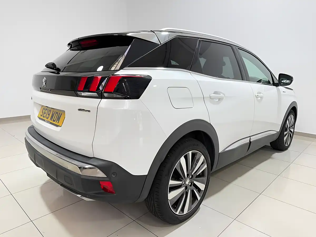 Used 2019 Peugeot 3008 GT Line White - Interior and Exterior details 10