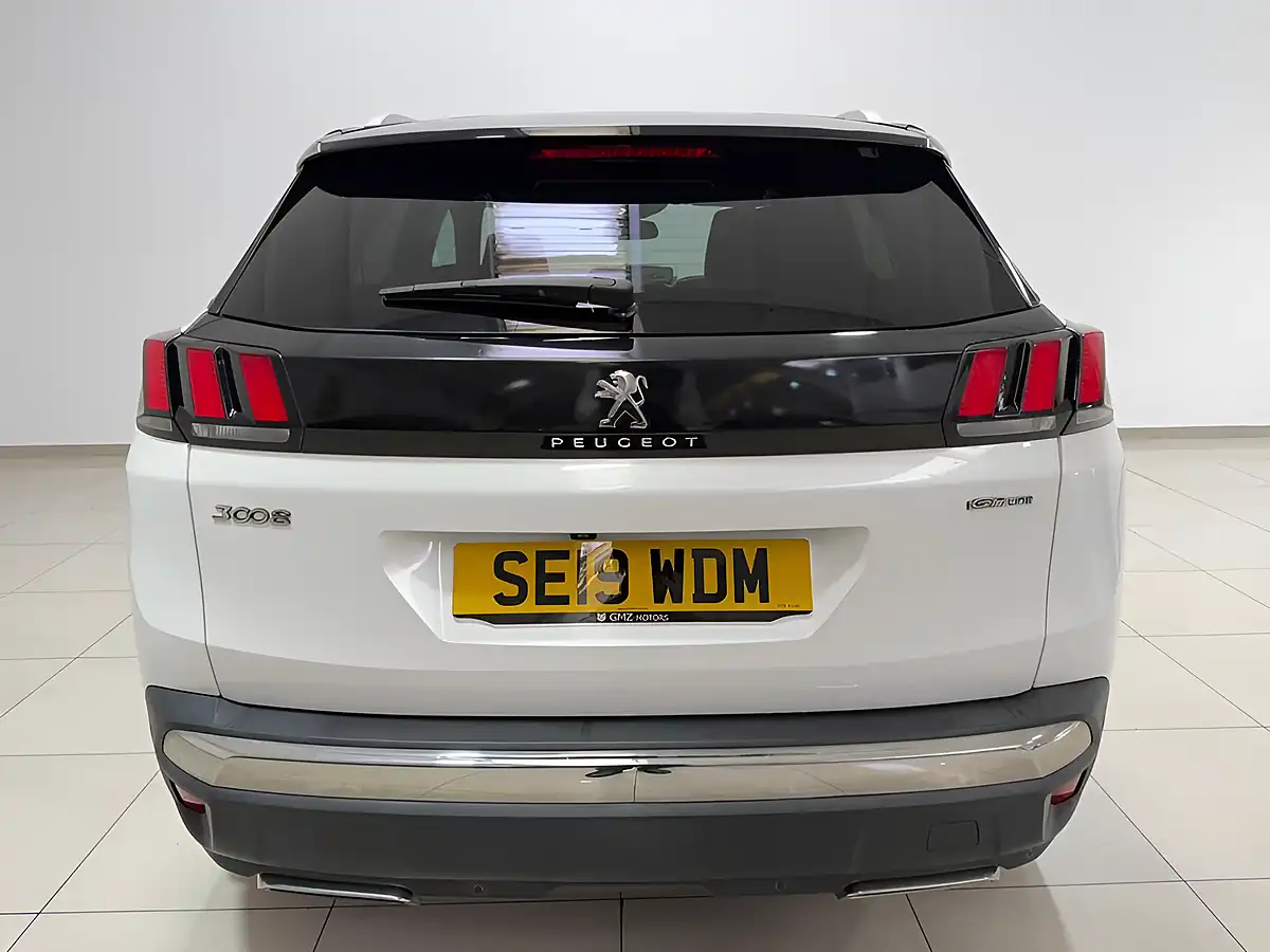 Used 2019 Peugeot 3008 GT Line White - Interior and Exterior details 9