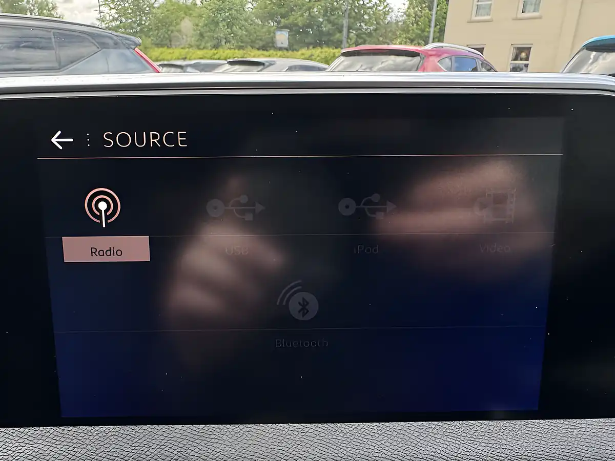 Used 2019 Peugeot 3008 GT Line White - Interior and Exterior details 16
