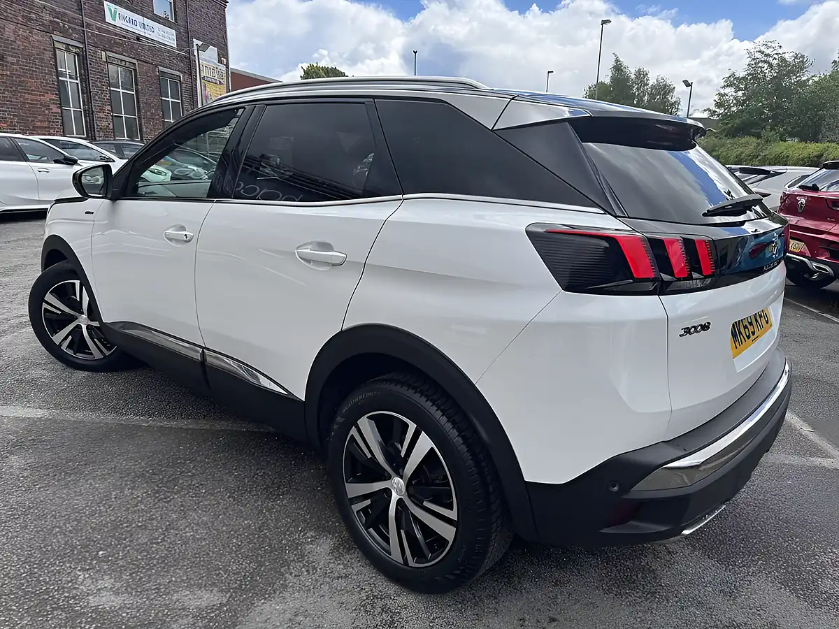 Used 2019 Peugeot 3008 GT Line White - Interior and Exterior details 3