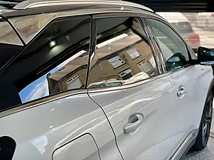 Used 2019 Peugeot 3008 GT Line White - Interior and Exterior details 11