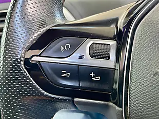 Used 2019 Peugeot 3008 GT Line White - Interior and Exterior details 17