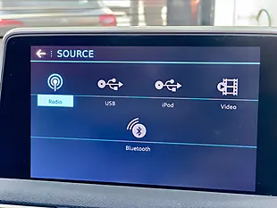 Used 2019 Peugeot 3008 GT Line White - Interior and Exterior details 18