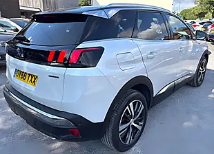 Used 2019 Peugeot 3008 GT Line White - Interior and Exterior details 7