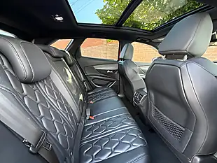 Used 2019 Peugeot 3008 GT Red - Interior and Exterior details 12
