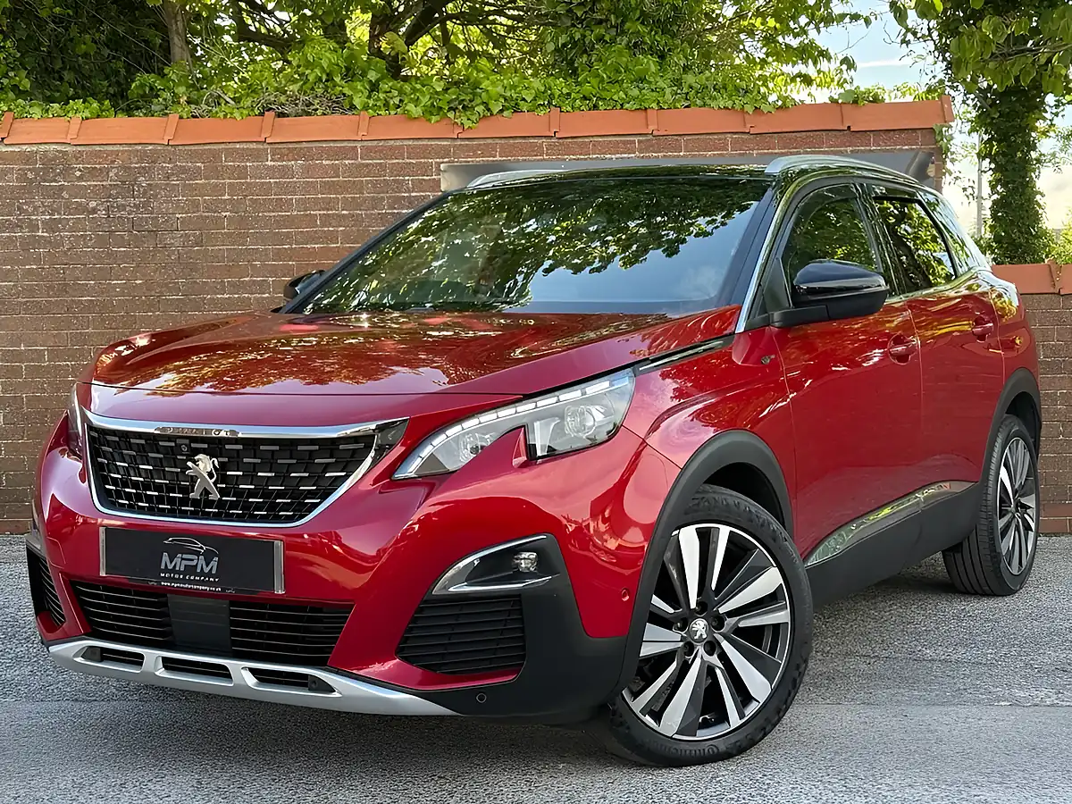 Used 2019 Peugeot 3008 GT Red - Interior and Exterior details 2