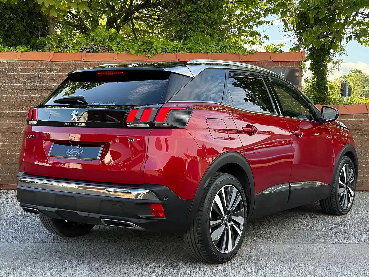 Used 2019 Peugeot 3008 GT Red - Interior and Exterior details 5
