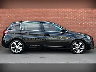 Used 2019 Peugeot 308 Allure Black - Interior and Exterior details 2