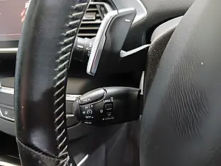 Used 2019 Peugeot 308 Allure Blue - Interior and Exterior details 13
