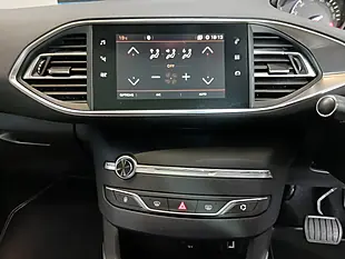 Used 2019 Peugeot 308 Allure Blue - Interior and Exterior details 15