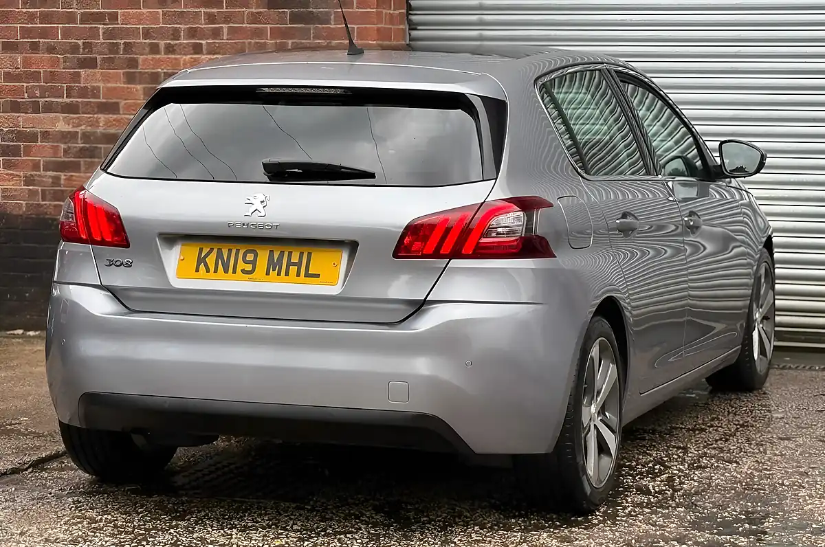 Used 2019 Peugeot 308 Allure Grey - Interior and Exterior details 11