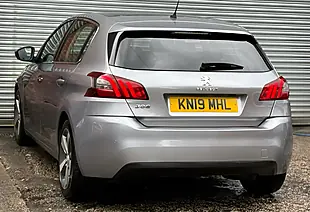 Used 2019 Peugeot 308 Allure Grey - Interior and Exterior details 16