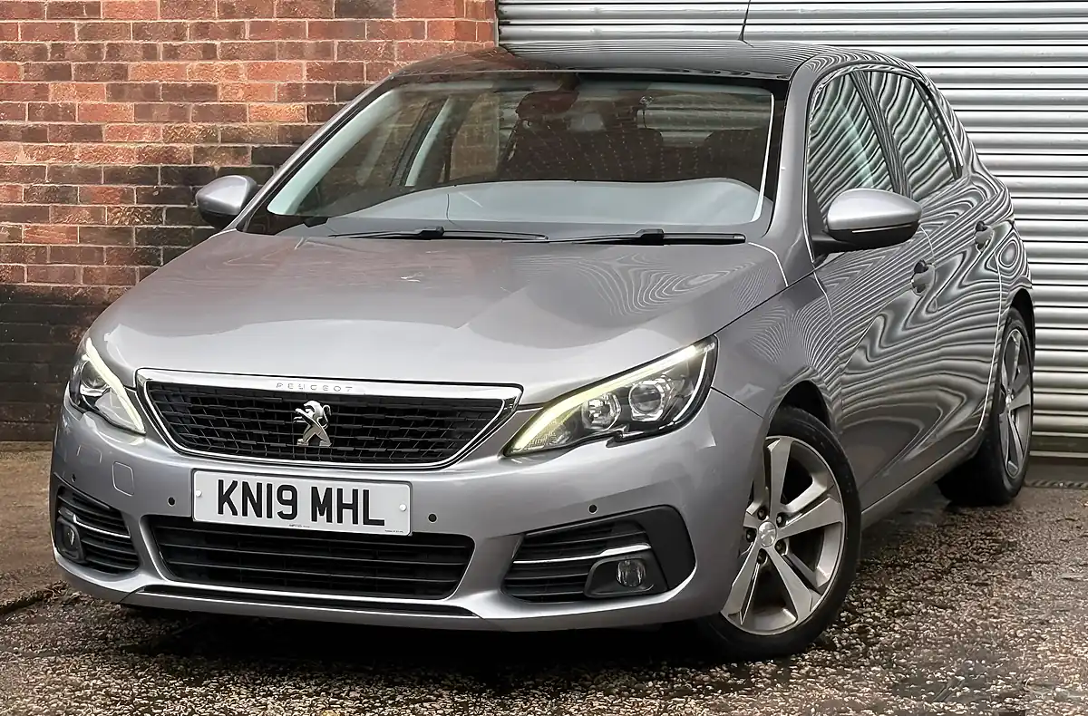 Used 2019 Peugeot 308 Allure Grey - Interior and Exterior details 20