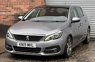 Used 2019 Peugeot 308 Allure Grey - Interior and Exterior details 4