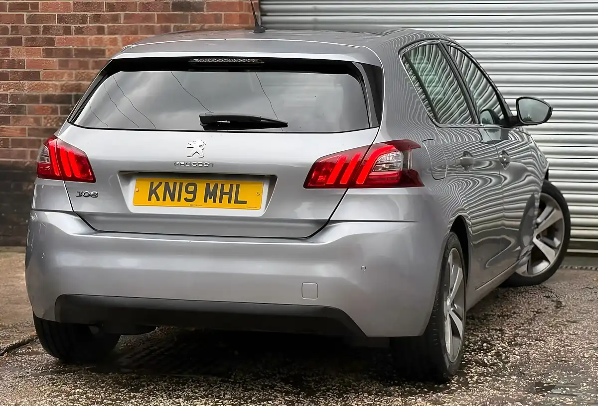 Used 2019 Peugeot 308 Allure Grey - Interior and Exterior details 6