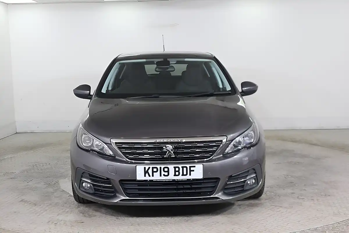 Used 2019 Peugeot 308 Allure Grey - Interior and Exterior details 2