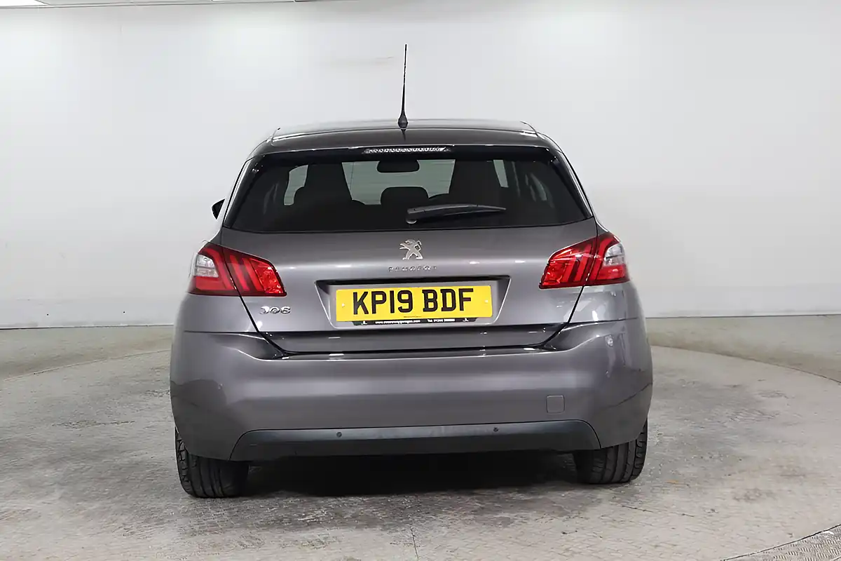 Used 2019 Peugeot 308 Allure Grey - Interior and Exterior details 5